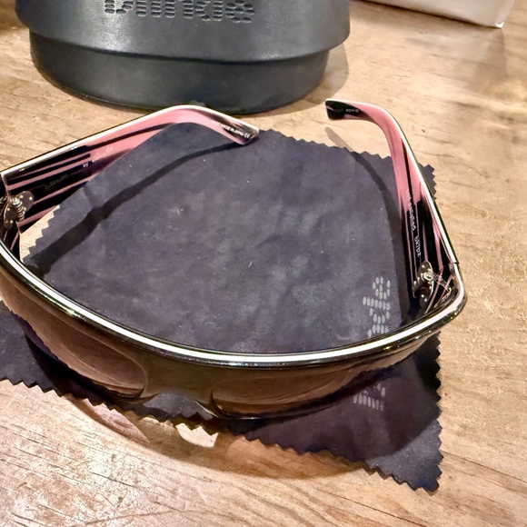 Black Blinde Good Riddins Sunglasses with Case - Picture 4 of 4